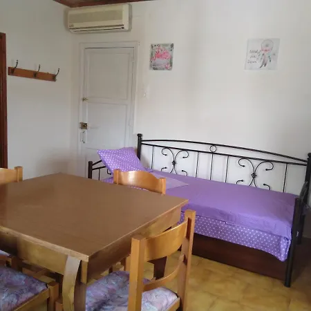Villa Maria 200 Meters From Sandy Beach